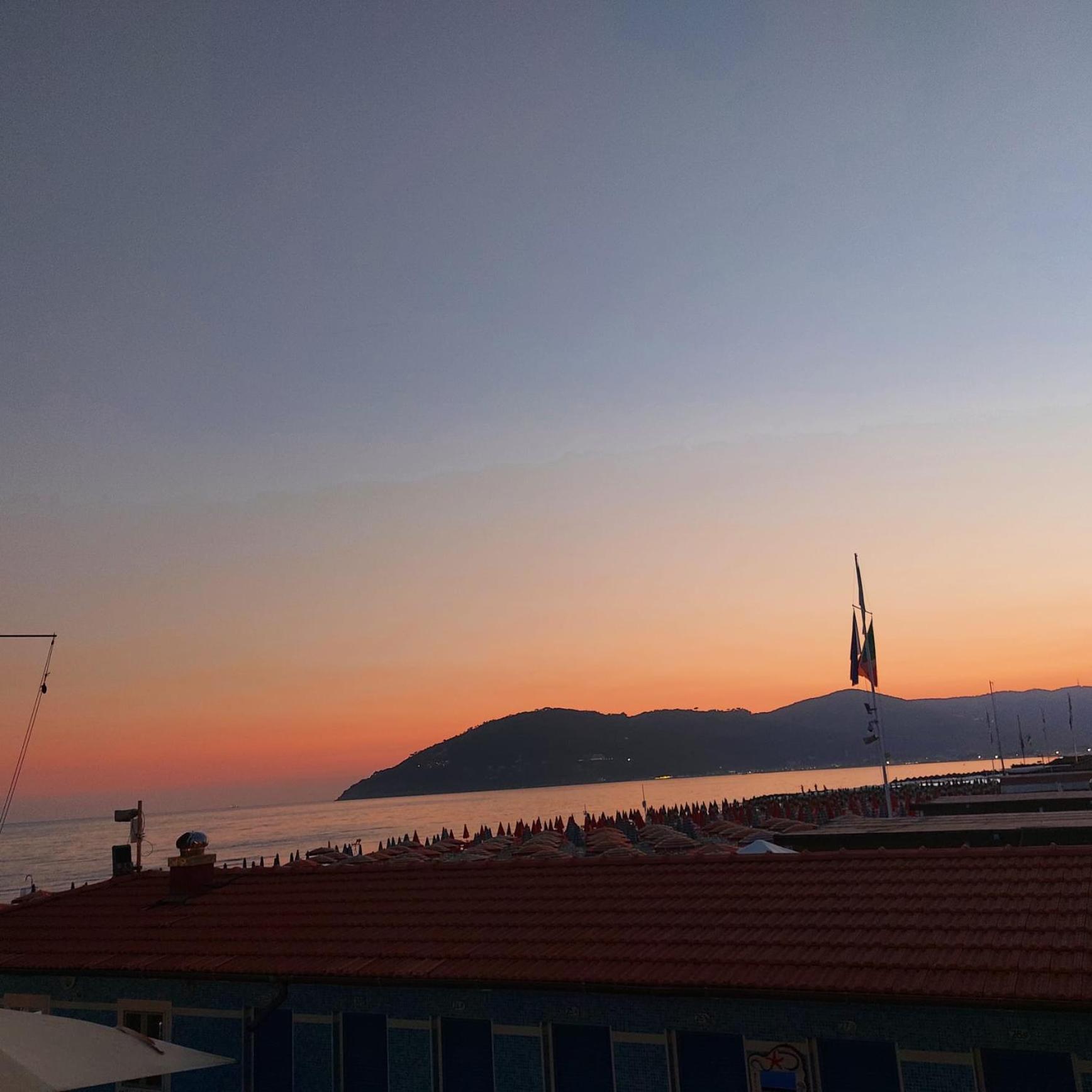 Tra Monti E Mare Via Filippo Turati 17 Bis Apartment *